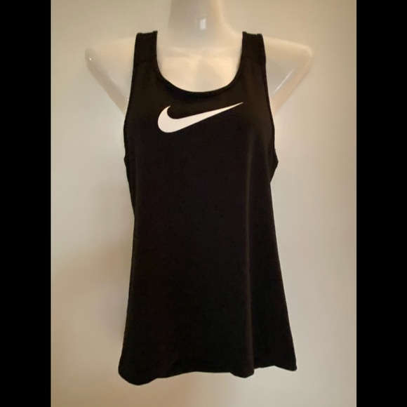 nike women's activewear tops